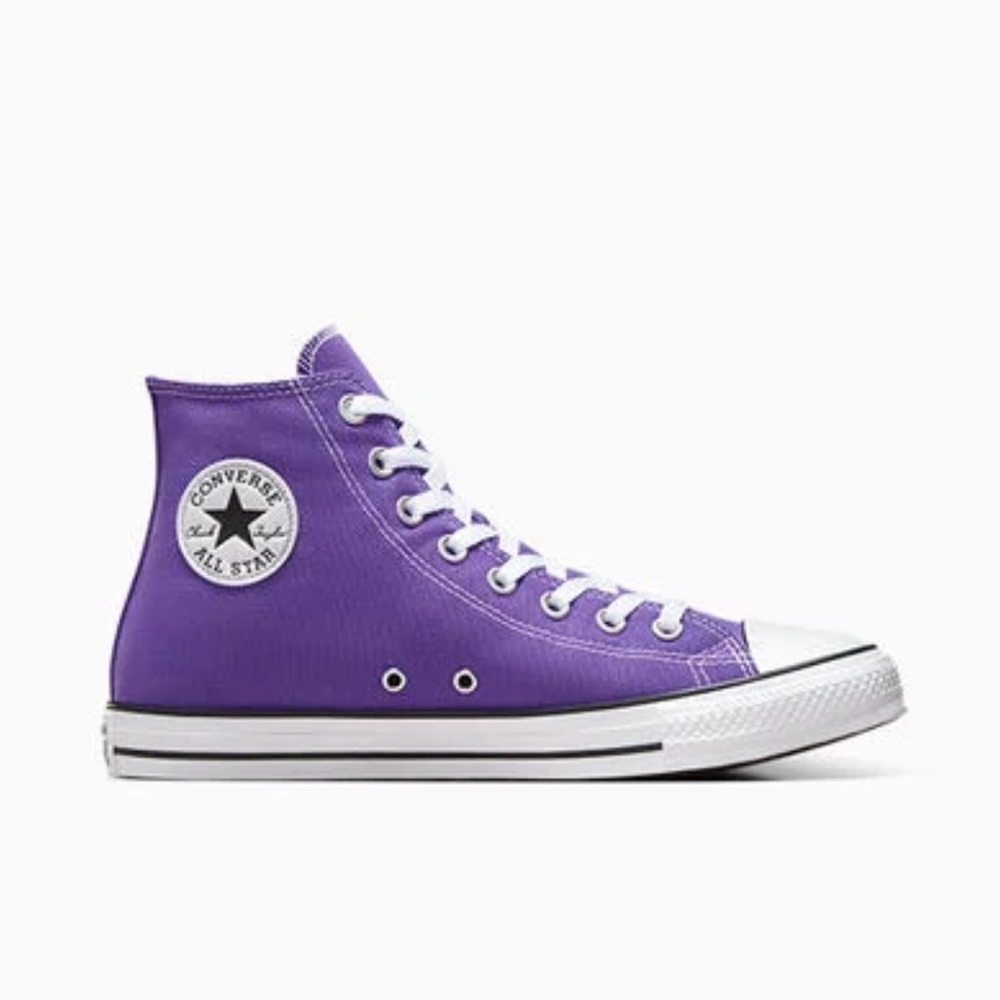 Converse Purple High-Top Sneakers Classic Design